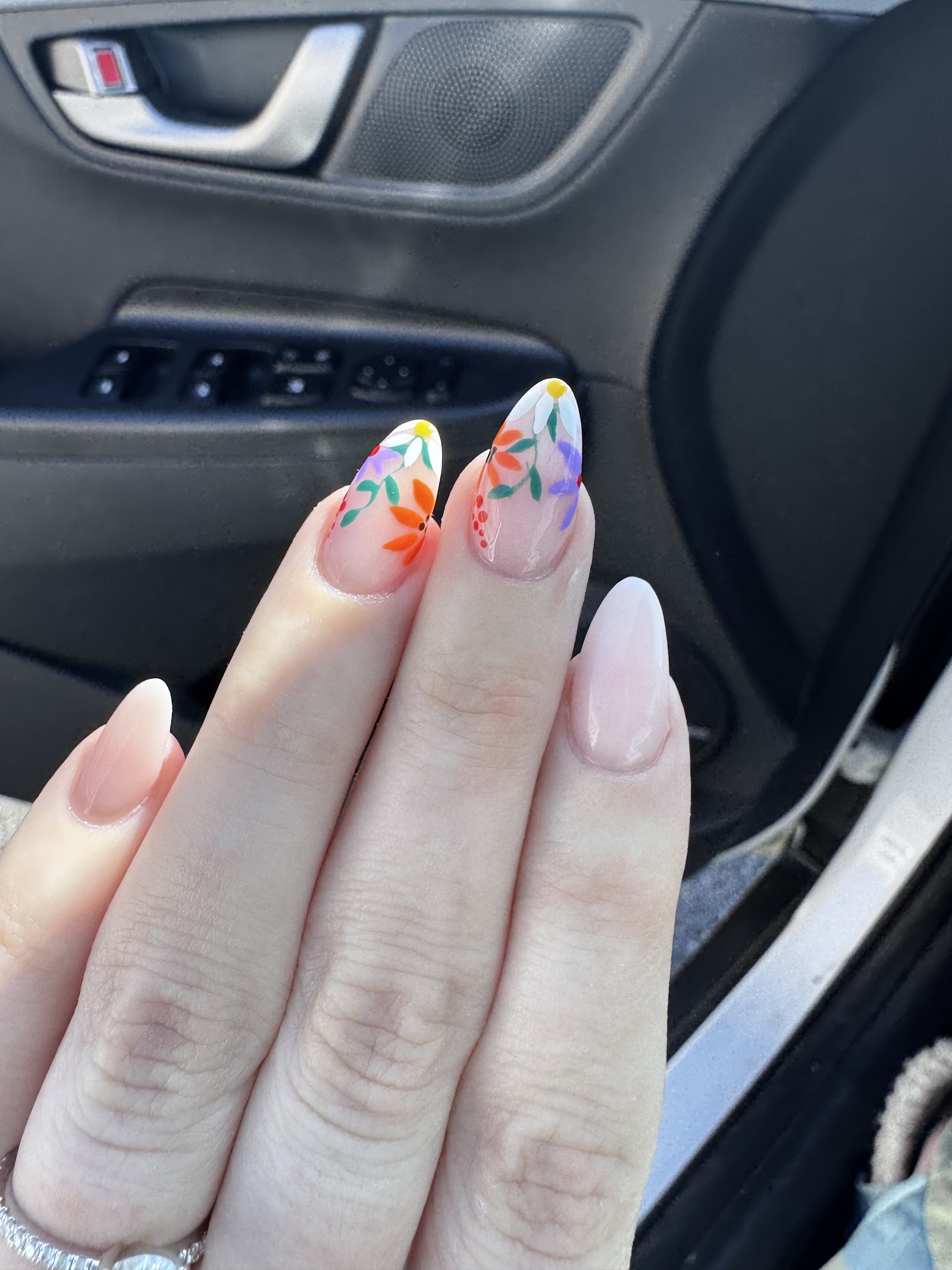 NAIL STUDIO nail photo 2